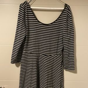 Black & gray Aeropostale striped long sleeve dress